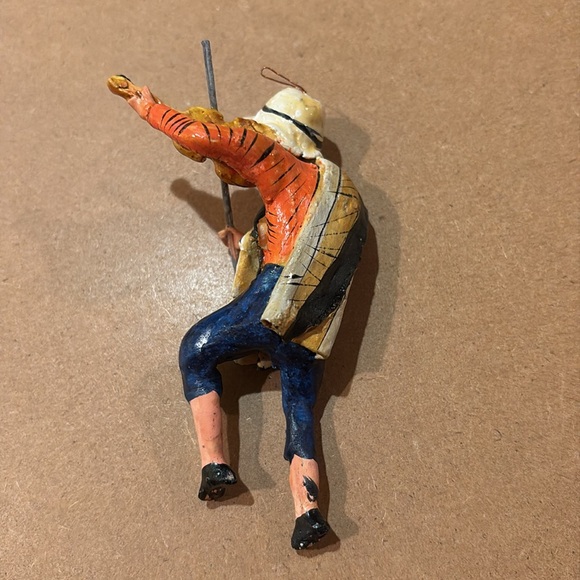 Fiddler Xmas Ornament - Picture 2 of 5